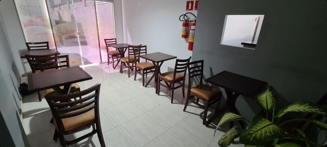 Petro Hotel Candeias Candeias  Luaran gambar