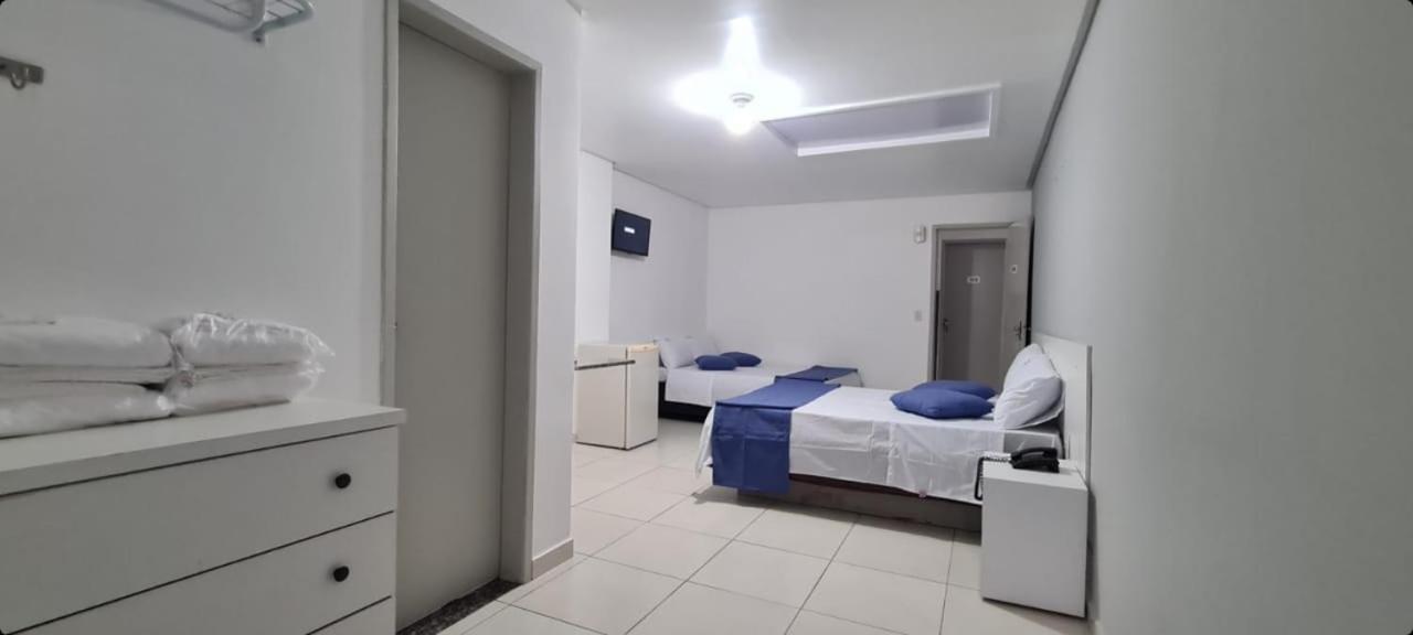 Petro Hotel Candeias Candeias  Luaran gambar